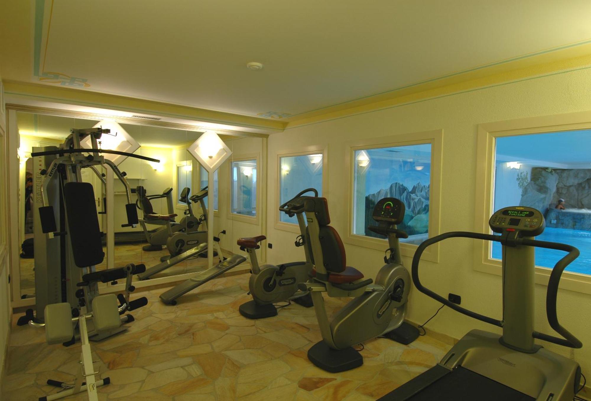 Residence Pez Gajard San Martino Di Castrozza Dış mekan fotoğraf