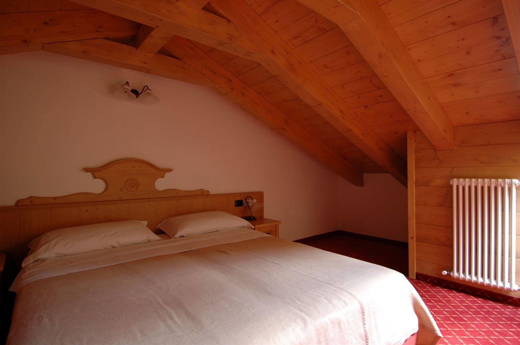 Residence Pez Gajard San Martino Di Castrozza Dış mekan fotoğraf