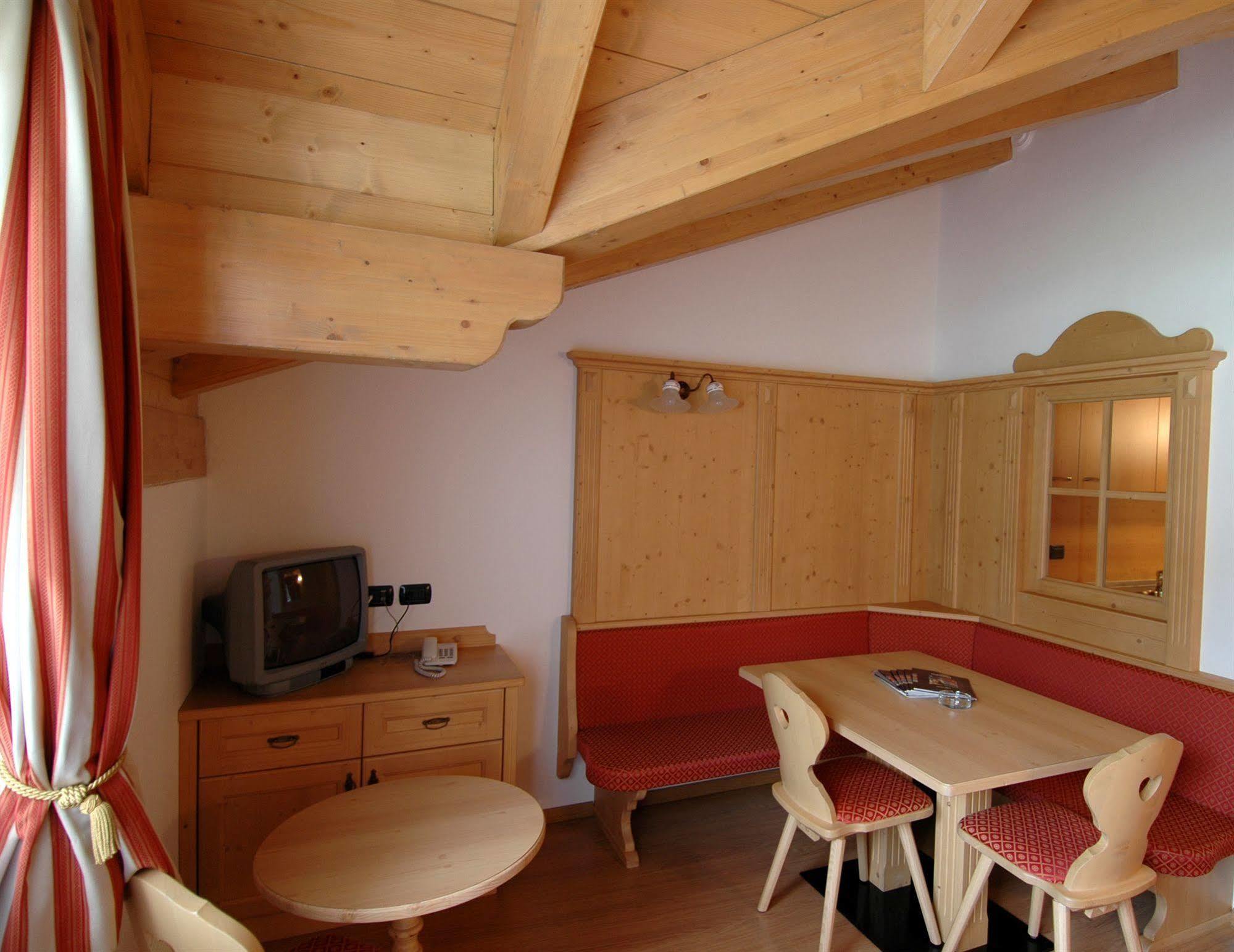 Residence Pez Gajard San Martino Di Castrozza Dış mekan fotoğraf