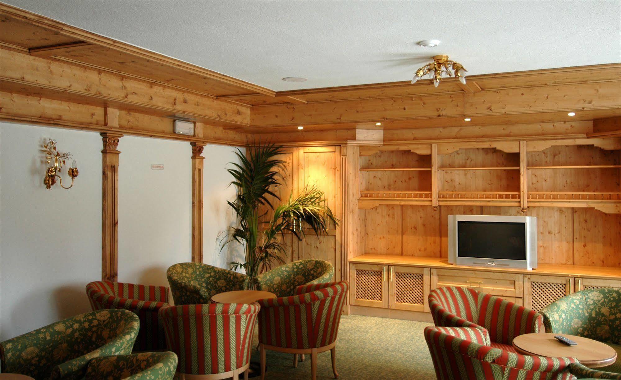 Residence Pez Gajard San Martino Di Castrozza Dış mekan fotoğraf