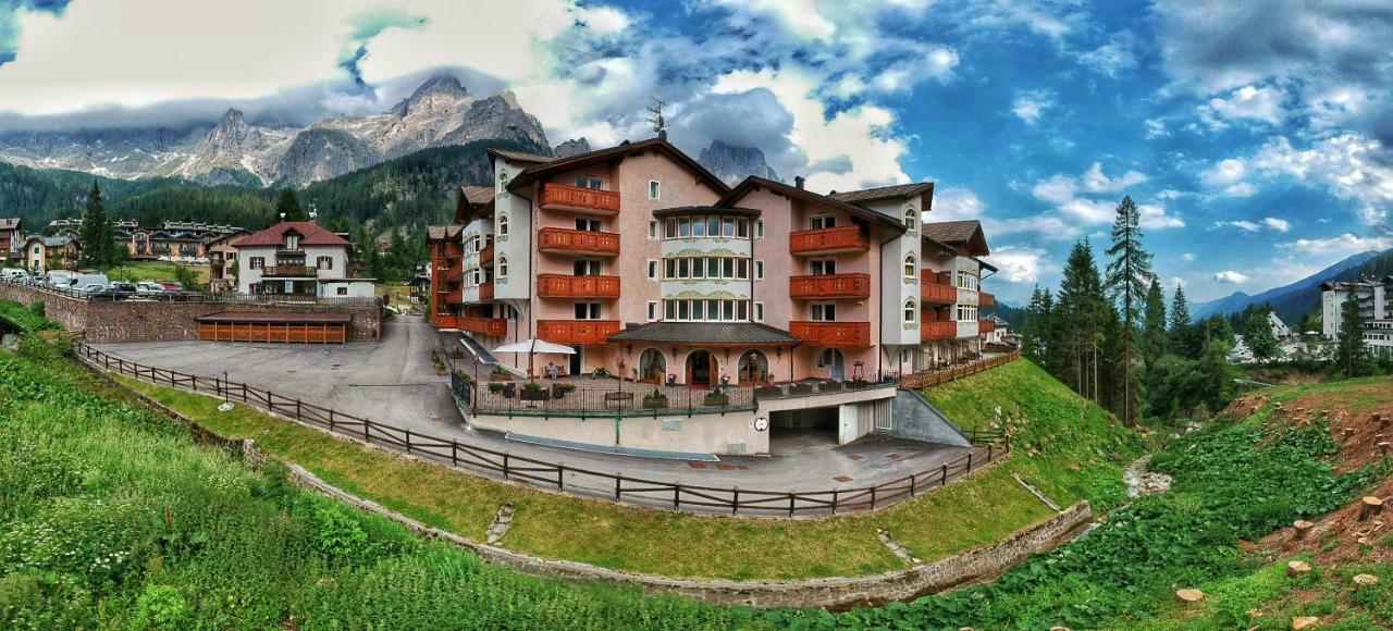 Residence Pez Gajard San Martino Di Castrozza Dış mekan fotoğraf